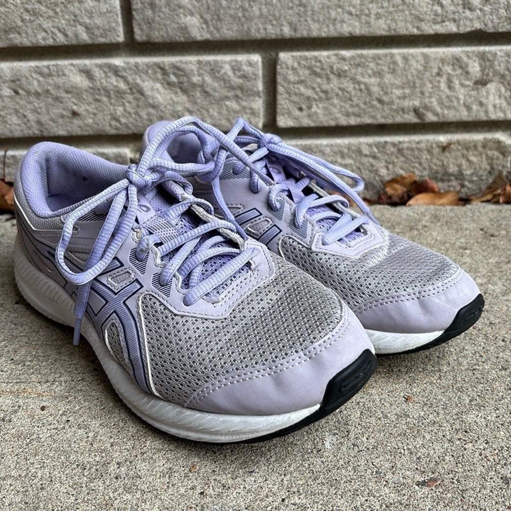 Asics Contend 8 Grade School Running Shoes Purple/lilac Sz 5.5